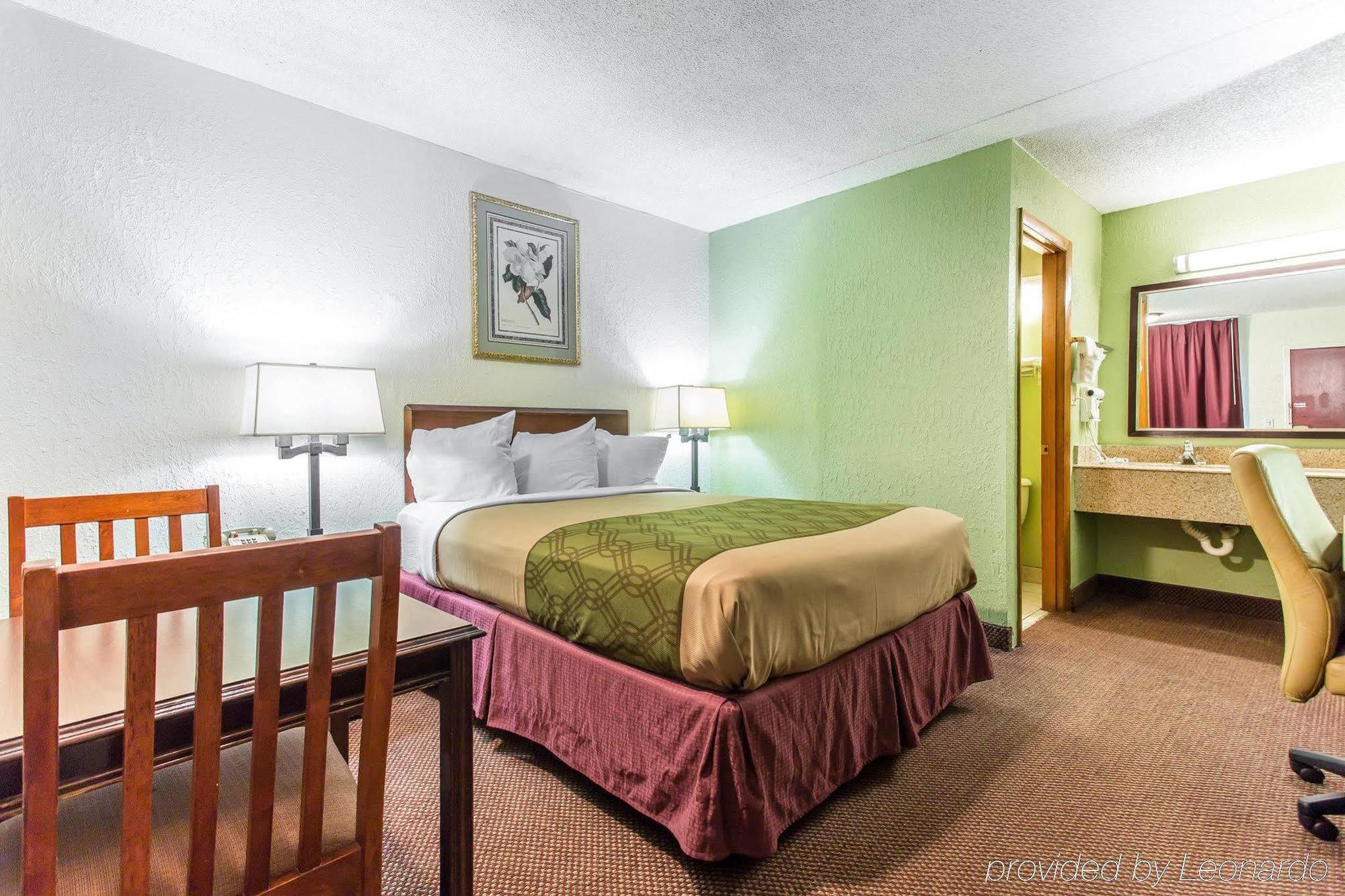 Red Roof Inn Bishopville מראה חיצוני תמונה