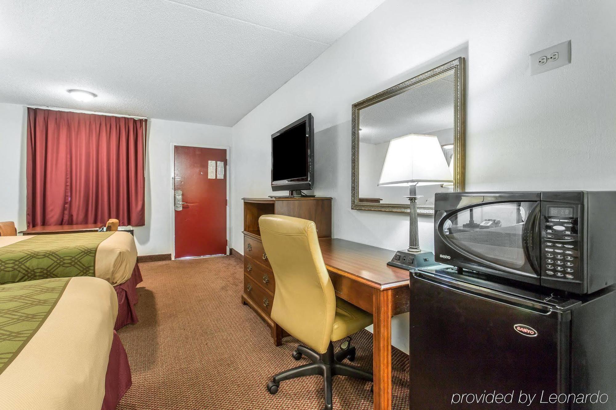 Red Roof Inn Bishopville מראה חיצוני תמונה
