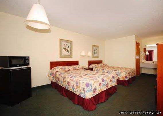 Red Roof Inn Bishopville מראה חיצוני תמונה